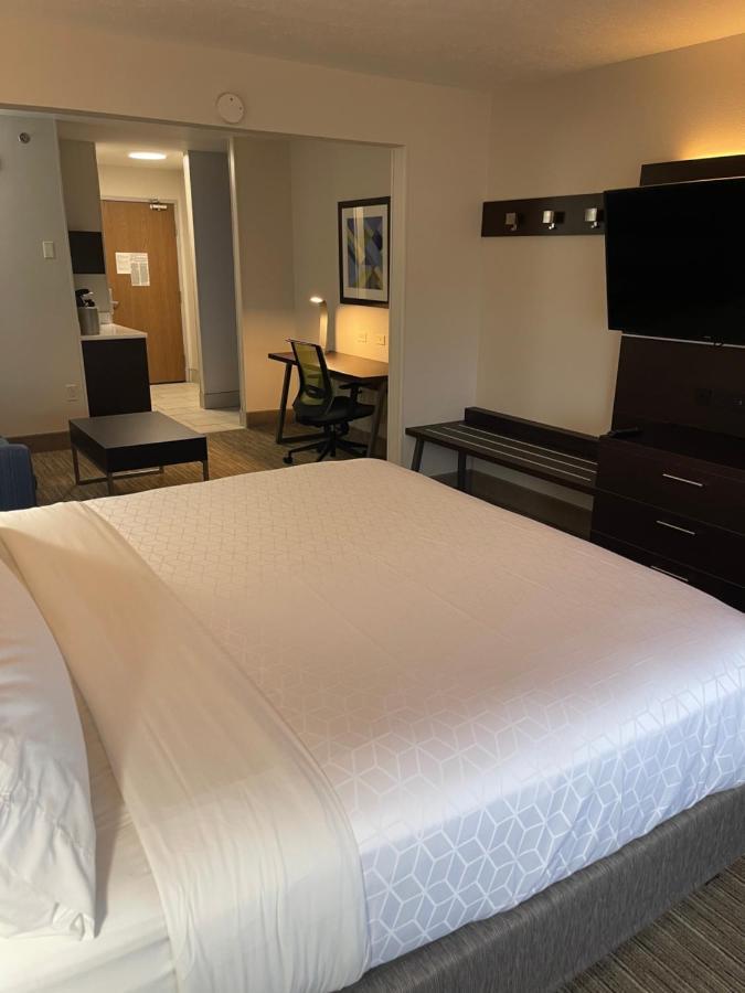 Holiday Inn Express Hotel & Suites Las Vegas By Ihg Εξωτερικό φωτογραφία