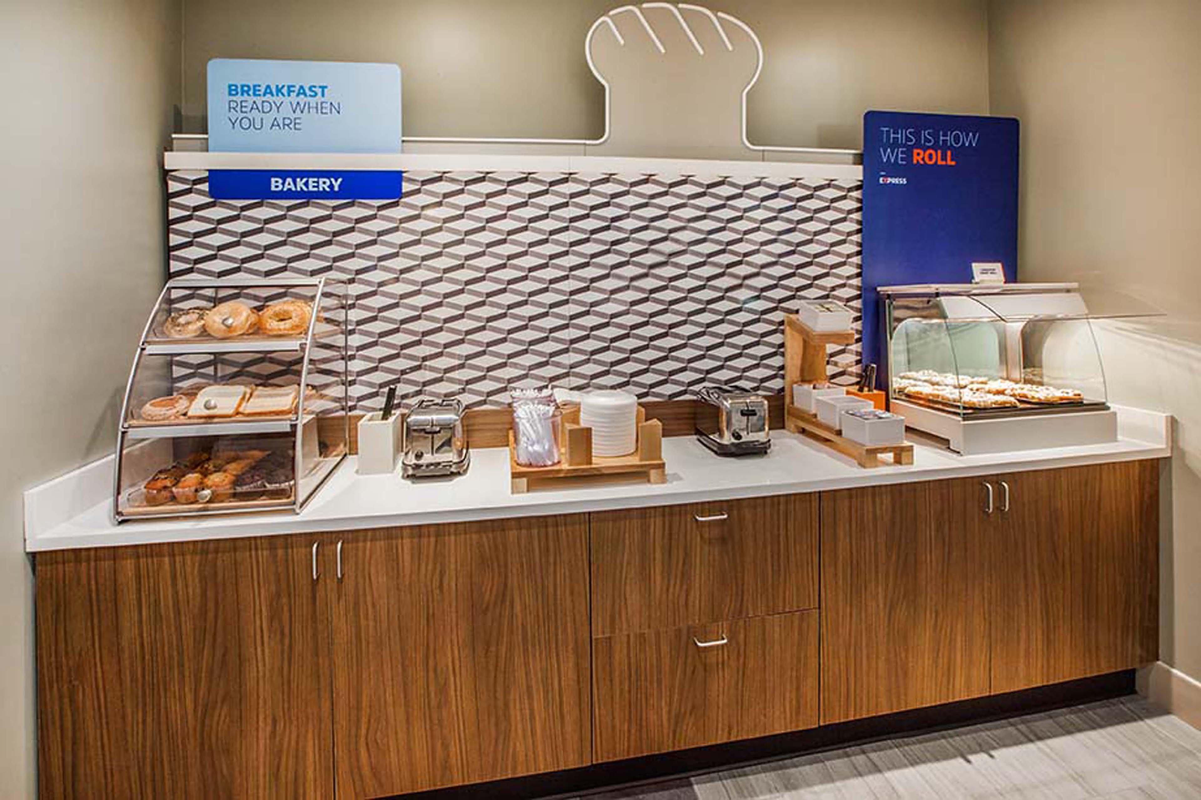 Holiday Inn Express Hotel & Suites Las Vegas By Ihg Εξωτερικό φωτογραφία